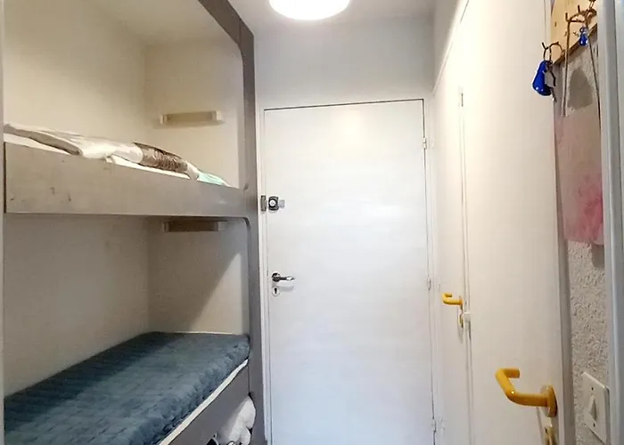 Appartement Le Cocon De Flo, Face A La Au Couchant