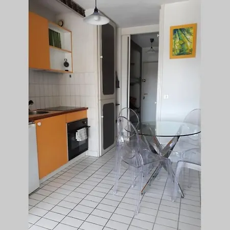 Le Cocon De Flo, Face A La Au Couchant Apartment