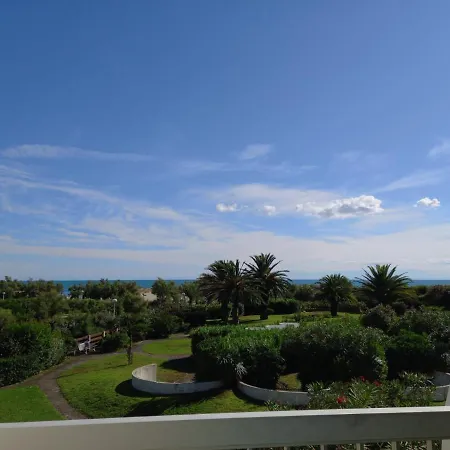 Le Cocon De Flo, Face A La Au Couchant Apartment